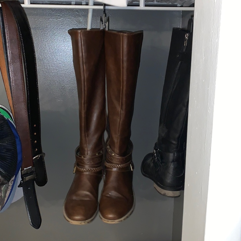 Brown boots